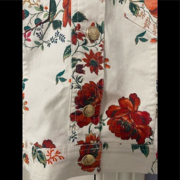 Denim Jacket with Floral Print - Picture 10 of 14